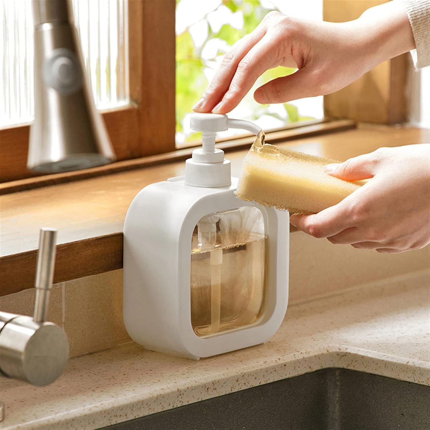 Portable Refillable Soap Dispenser Bottle | 300ml 500ml Clear Pump Bottle for Kitchen Bathroom Shower Lotion Shampoo